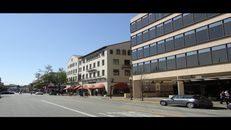 Downtown Palo Alto street — AppLovin is headquartered in Palo Alto, California