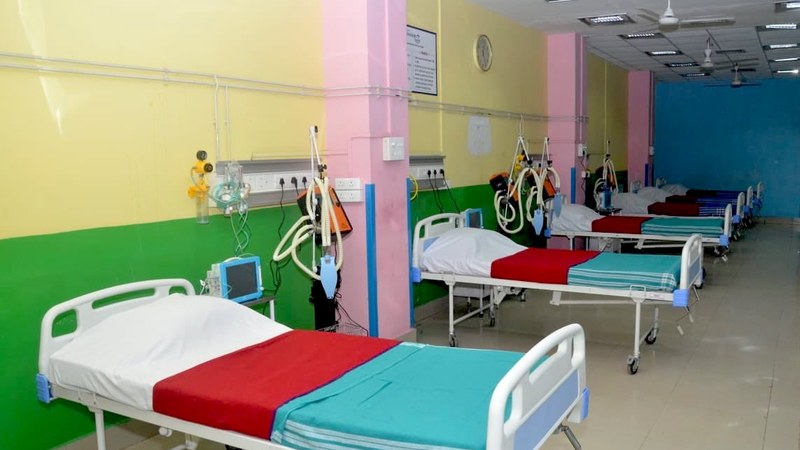Hospital ward during the COVID-19 pandemic — Medline ramped up mask and gown production for the crisis